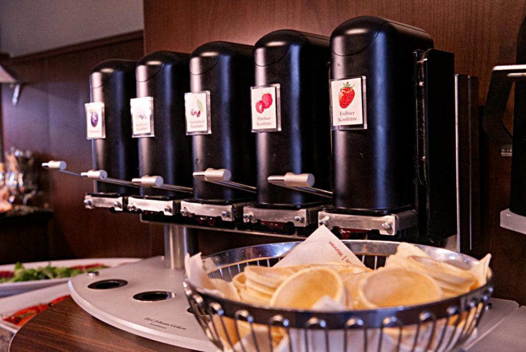 Hotel-Restaurant Fueck Λεβερκούζεν Εξωτερικό φωτογραφία